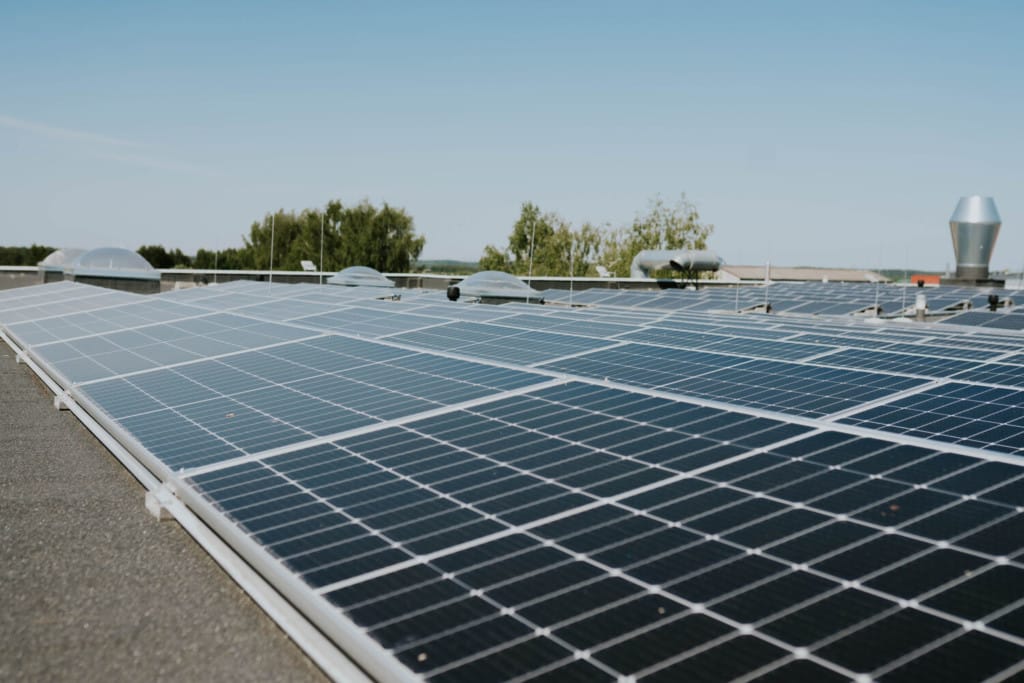 Lindström service centre adorned with 655 solar panels