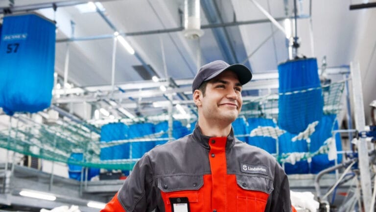 Lindström acquires Micronclean’s industrial workwear business