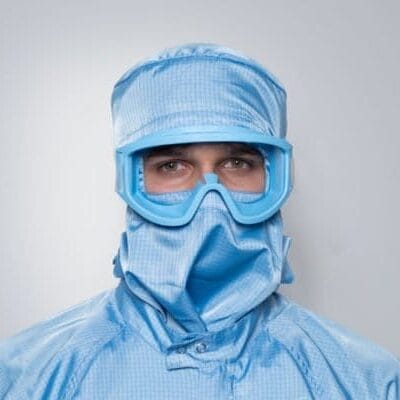 Protective clothing for cleanrooms