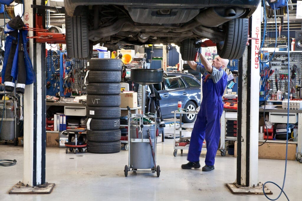 Pronájem pracovních oděvů a čistících utěrek pro automobilový průmysl